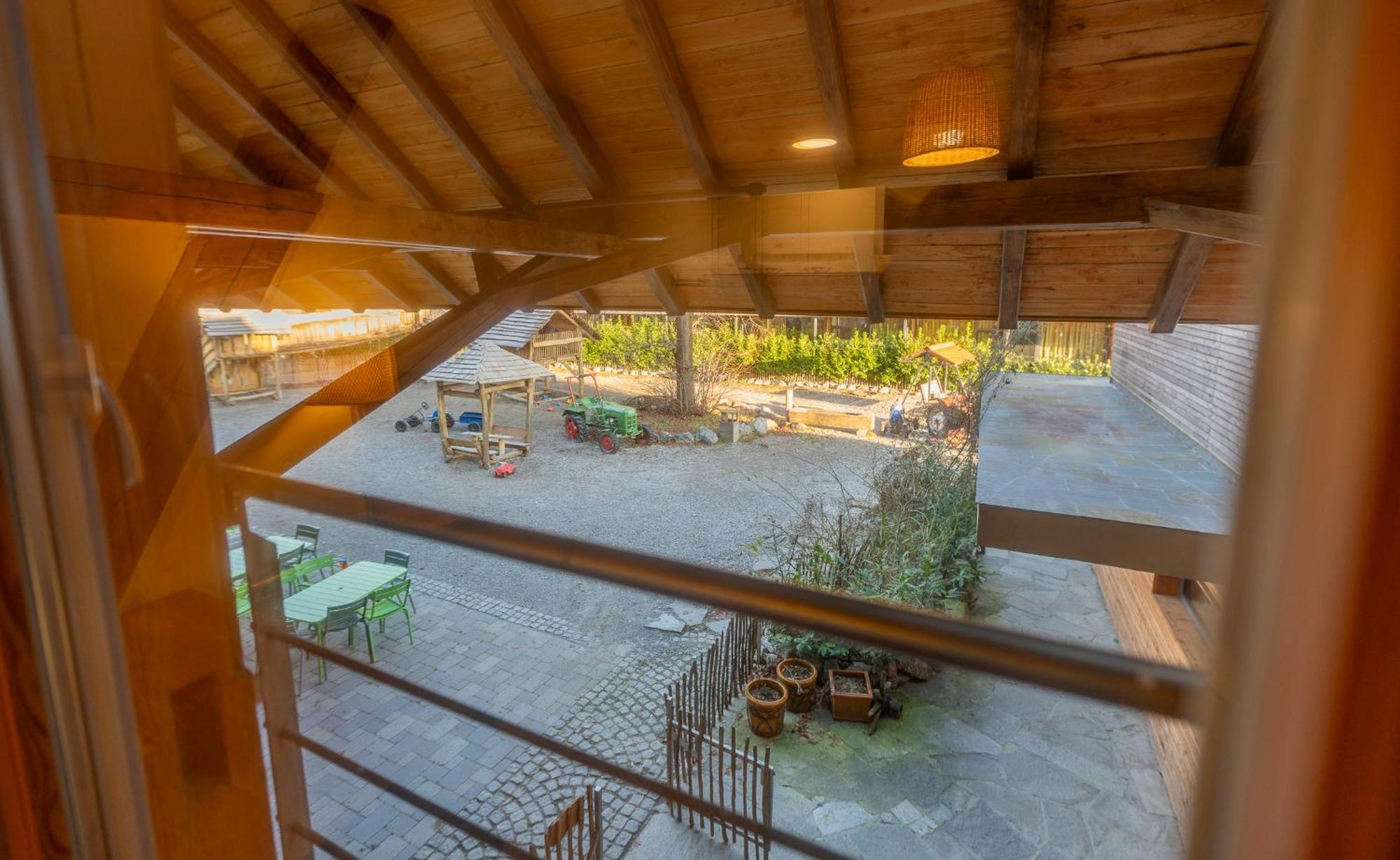Gut Huegle Jugendzimmer Ravensburg Room photo